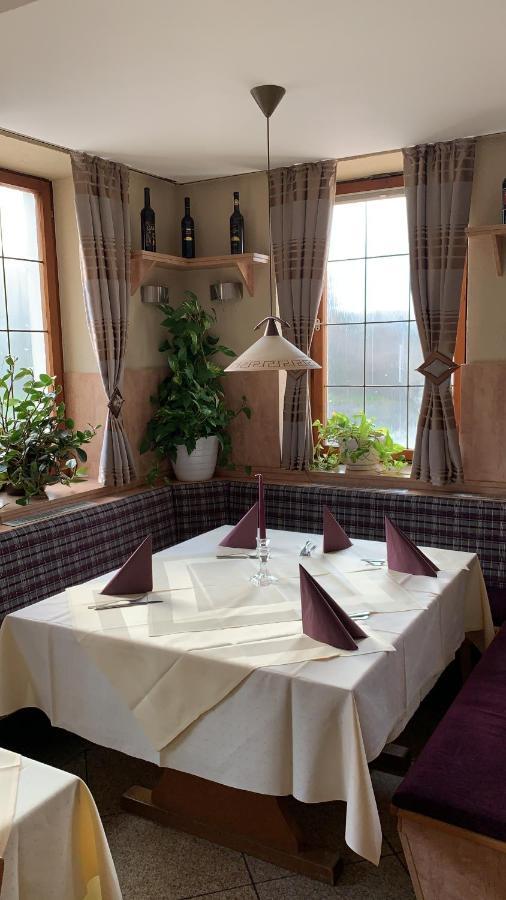 Kochersteinsfeld Hotel Pizzeria Da Beni מראה חיצוני תמונה